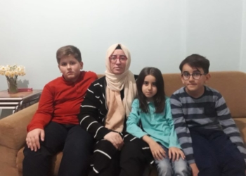 “Karnımda ölü bebekle cezaevinde 3 hafta yaşadım”