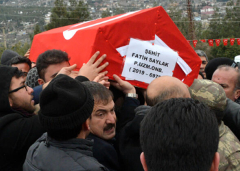 Suriye’de ön saflara fişlenen askerler gönderiliyor