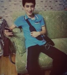 “Biz ona, o bize hasret gitti”
